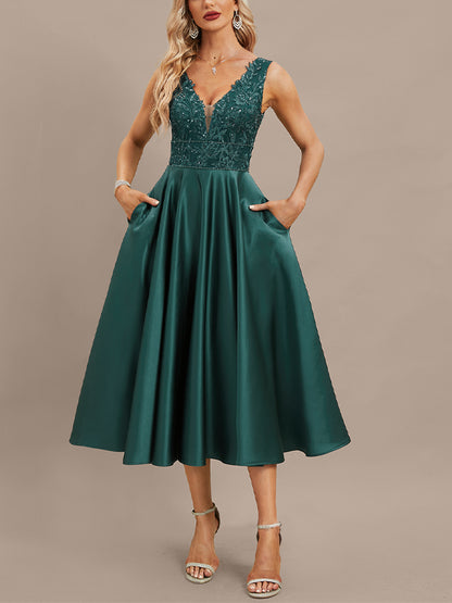 V-Neck Sleeveless Solid Color Lace Midi Dress