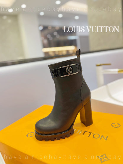 Premium LUV BOOTS 033