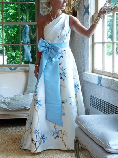 Elegant And Graceful Bow Wedding Dress