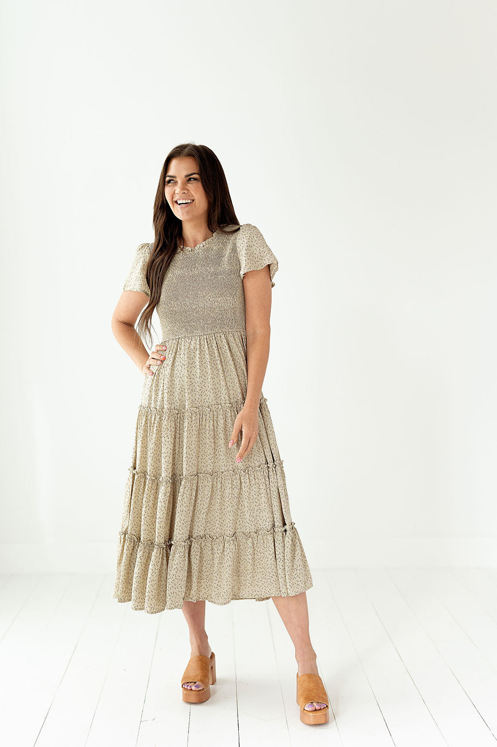 loveedsTM-Quinn Smocked Floral Dress