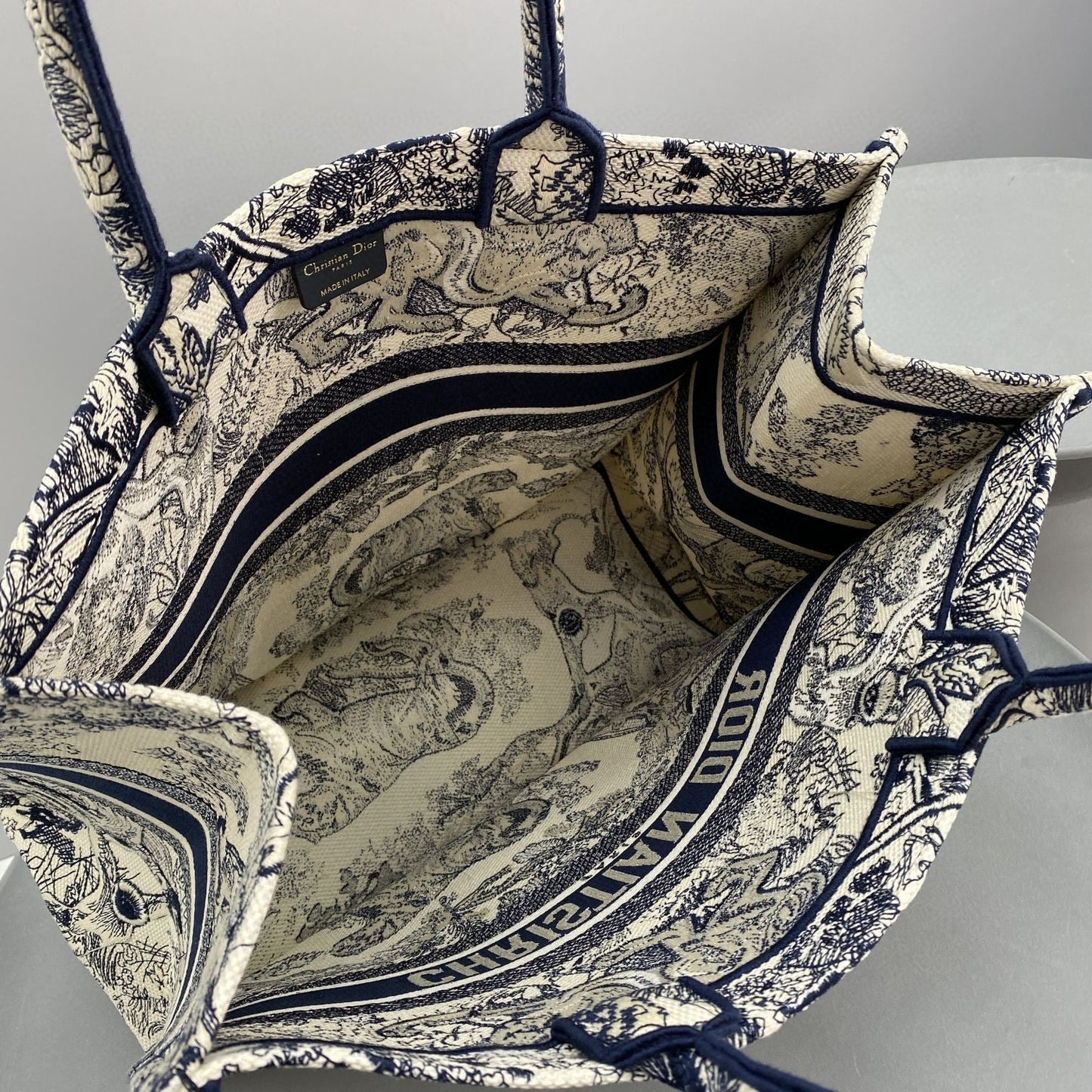 Dior Book Tote Large Blue Toile de Jouy Embroider - 42 x 35 x 18.5 cm