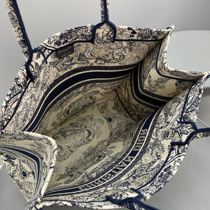 Dior Book Tote Large Blue Toile de Jouy Embroider - 42 x 35 x 18.5 cm