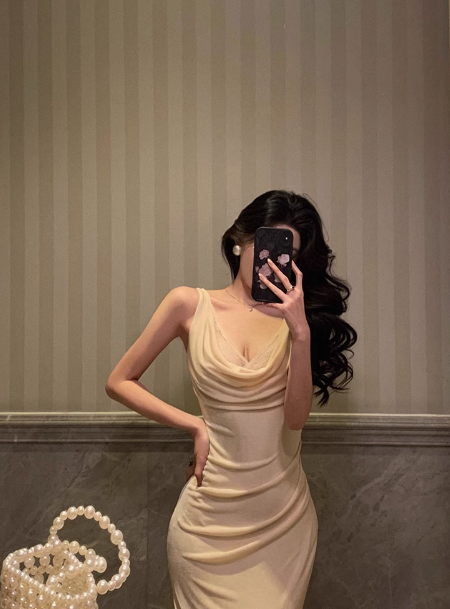 Vintage Sheath V Neckline Champagne Satin Sleeveless 18th Birthday Dress Party Gown Birthday Outfits For Women DP0209