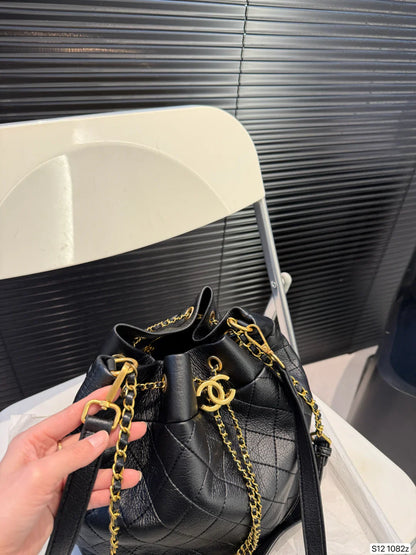 Louis Vuitton LV Black Tote Bag Slidable Metal Chain 26x17cm