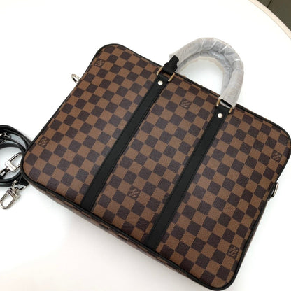 Louis Vuitton Porte-Documents Voyage PM