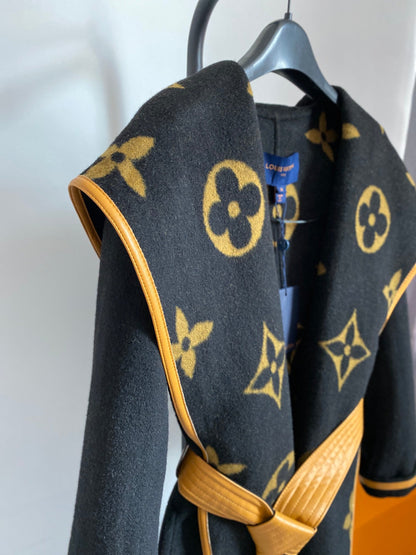 Luxury LUV Wrap Coat 031