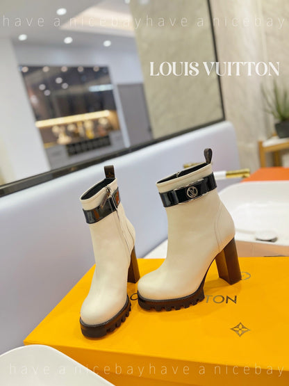 Premium LUV BOOTS 034