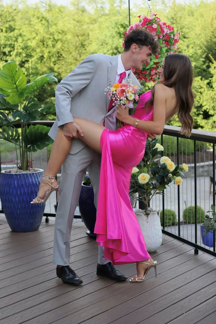 Best Strapless Mermaid Maxi Dresses Long Graduation Gown