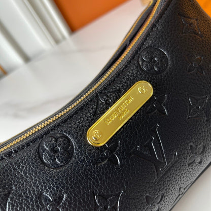 LOUIS VUITTON POCHETTE LIV BLACK 24CM M83301