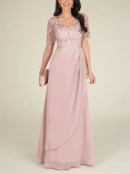 Floor-to-ceiling chiffon lace back zip bridal mom dress