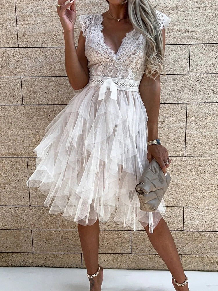 loveedsTM- Women Elegant V Neck Lace Patchwork Solid Party Dress Sexy Sleeveless Lady Summer Mesh Ruffle Dress Cute Princess Lace-Up Dress