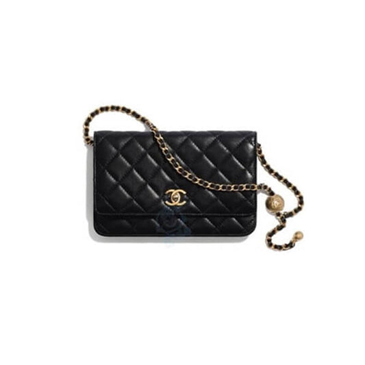 CHANEL Classic Wallet On Chain