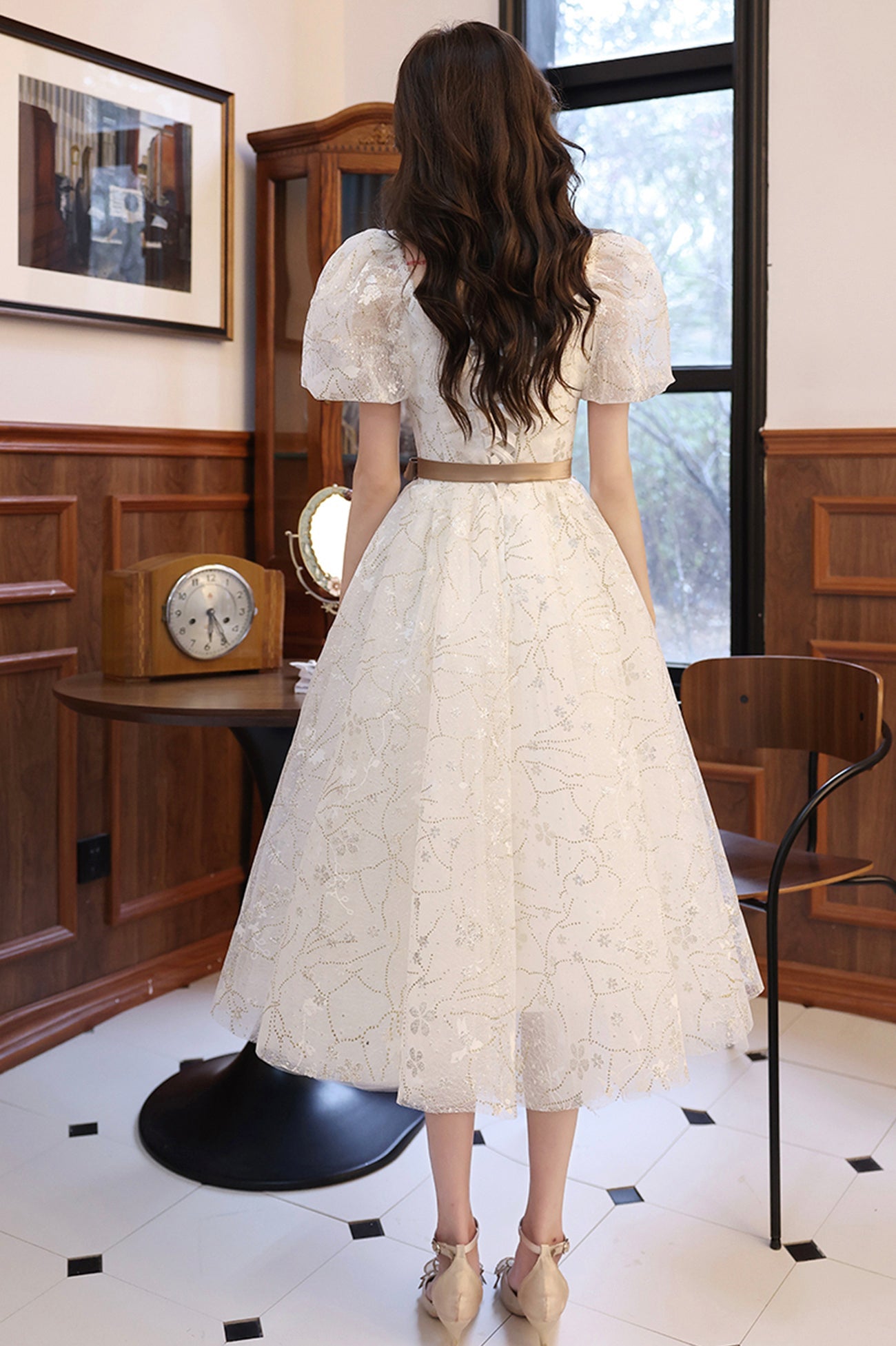 White Tulle Knee Length Prom Dress, Cute Short Sleeve Homecoming Dress