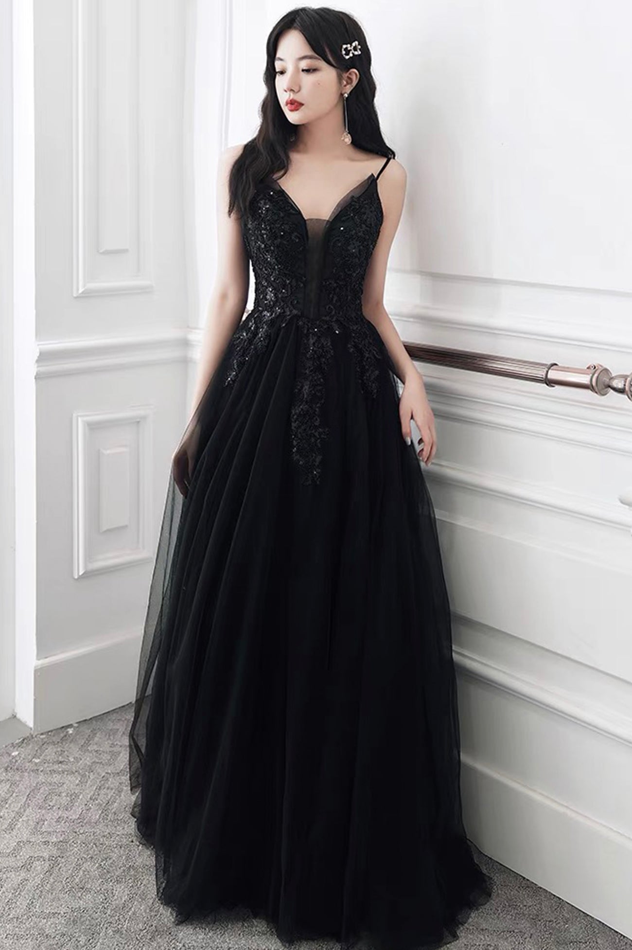 Black V-Neck Tulle Lace Long Prom Dress, A-Line Evening Party Dress