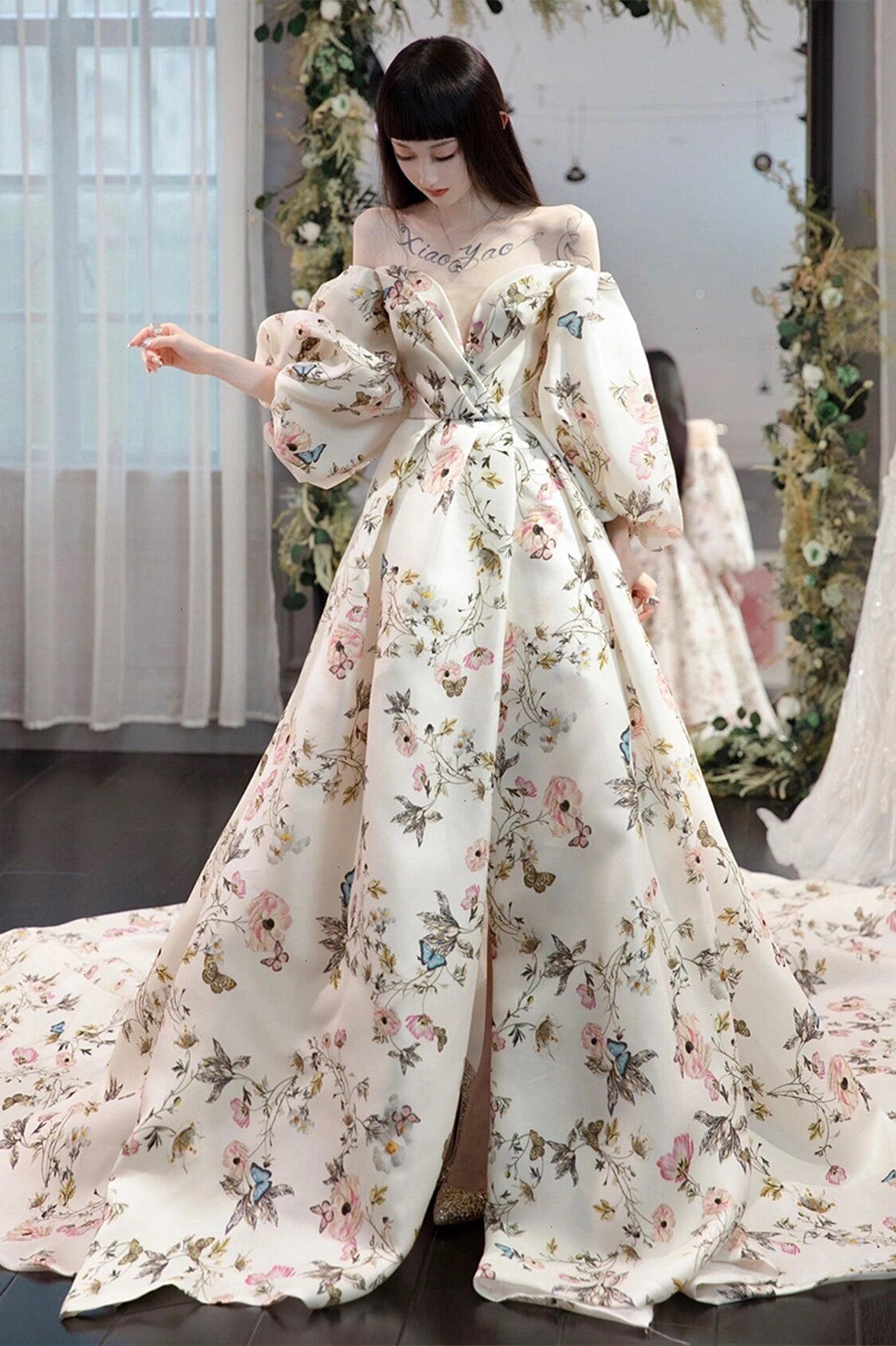 Stylish Printed Pattern Long Prom Dress, White Long Sleeve Evening Party Dress