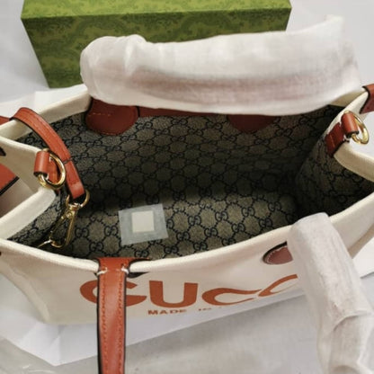 GUCCI MEDIUM TOTE BAG WITH GUCCI PRINT BEIGE 28CM 772144 FACUL 8451