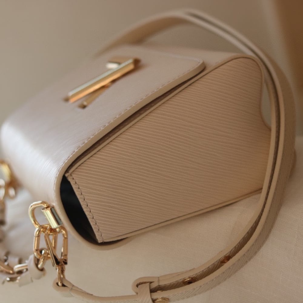 LOUIS VUITTON TWIST PM BAG PINK 23CM