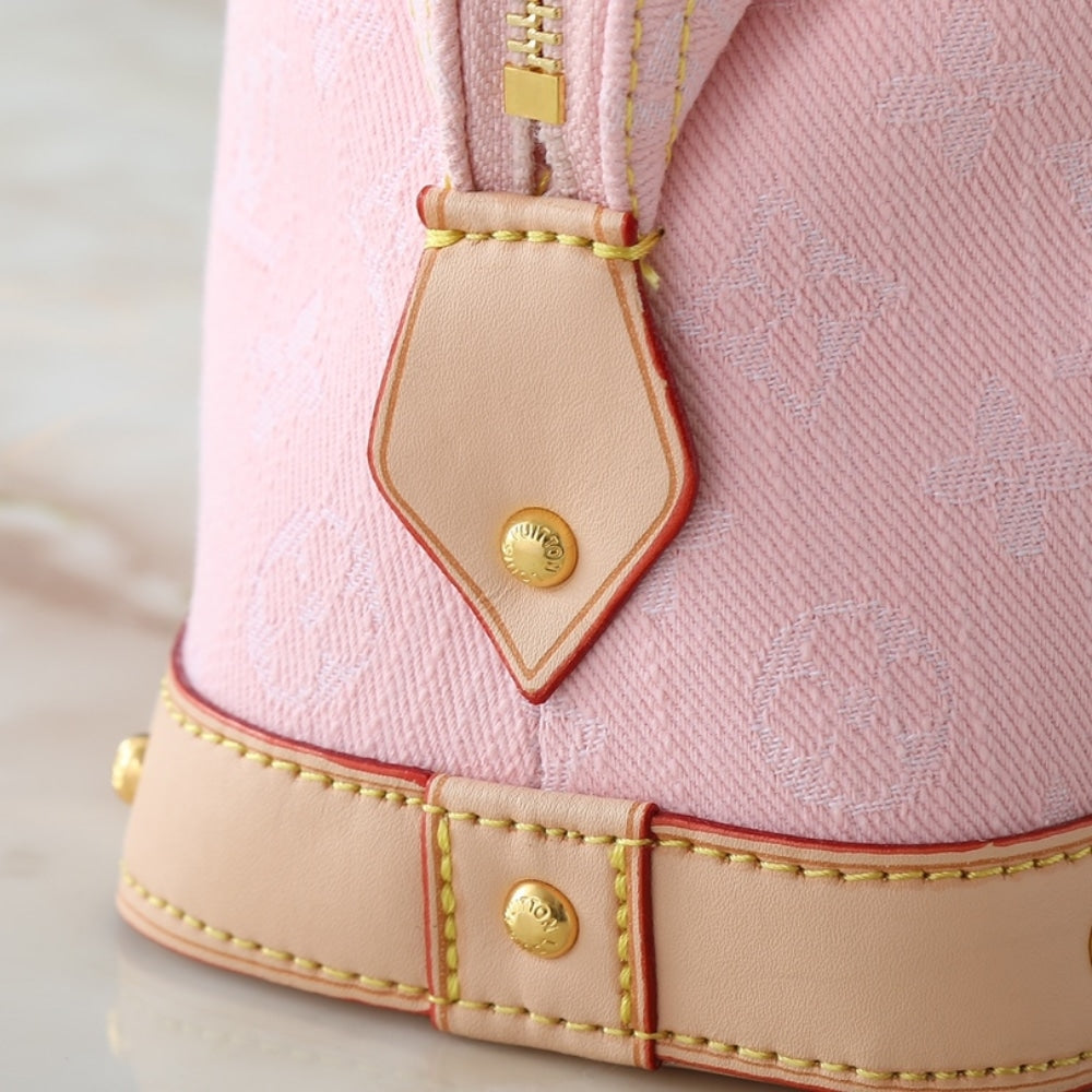 LOUIS VUITTON COSMETIC POUCH GM WASHED PINK 27CM