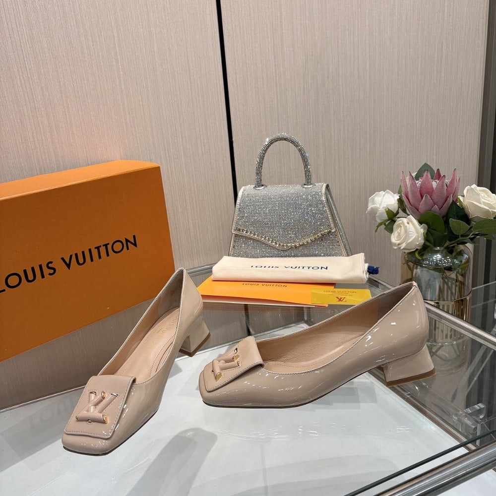 LOUIS VUITTON SHAKE PUMP NUDE