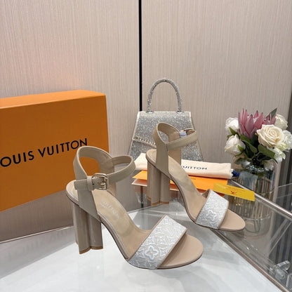 LOUIS VUITTON SILHOUETTE SANDAL BEIGE 1AHNSB