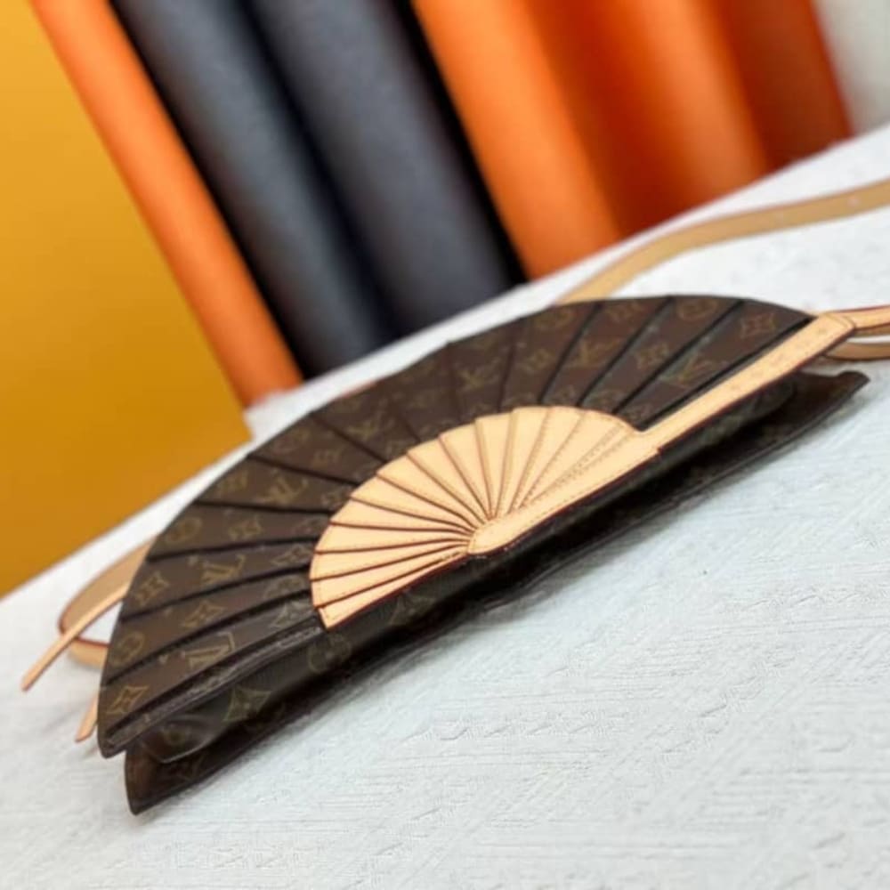 LOUIS VUITTON FAN BAG BROWN 37CM M14804