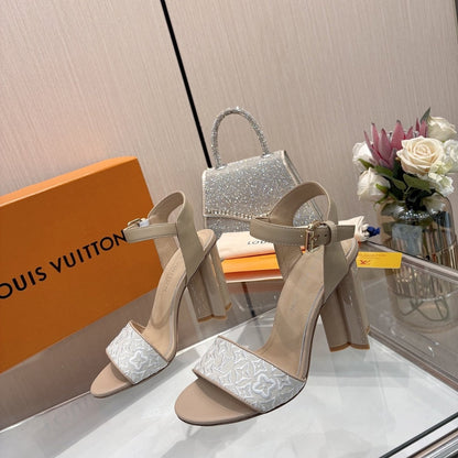 LOUIS VUITTON SILHOUETTE SANDAL BEIGE 1AHNSB