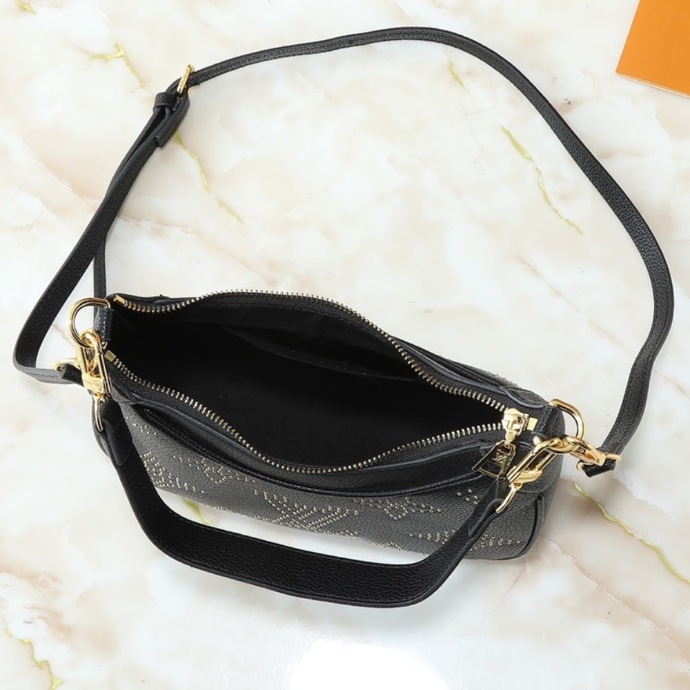 LOUIS VUITTON BAGATELLE BLACK 24CM M46735