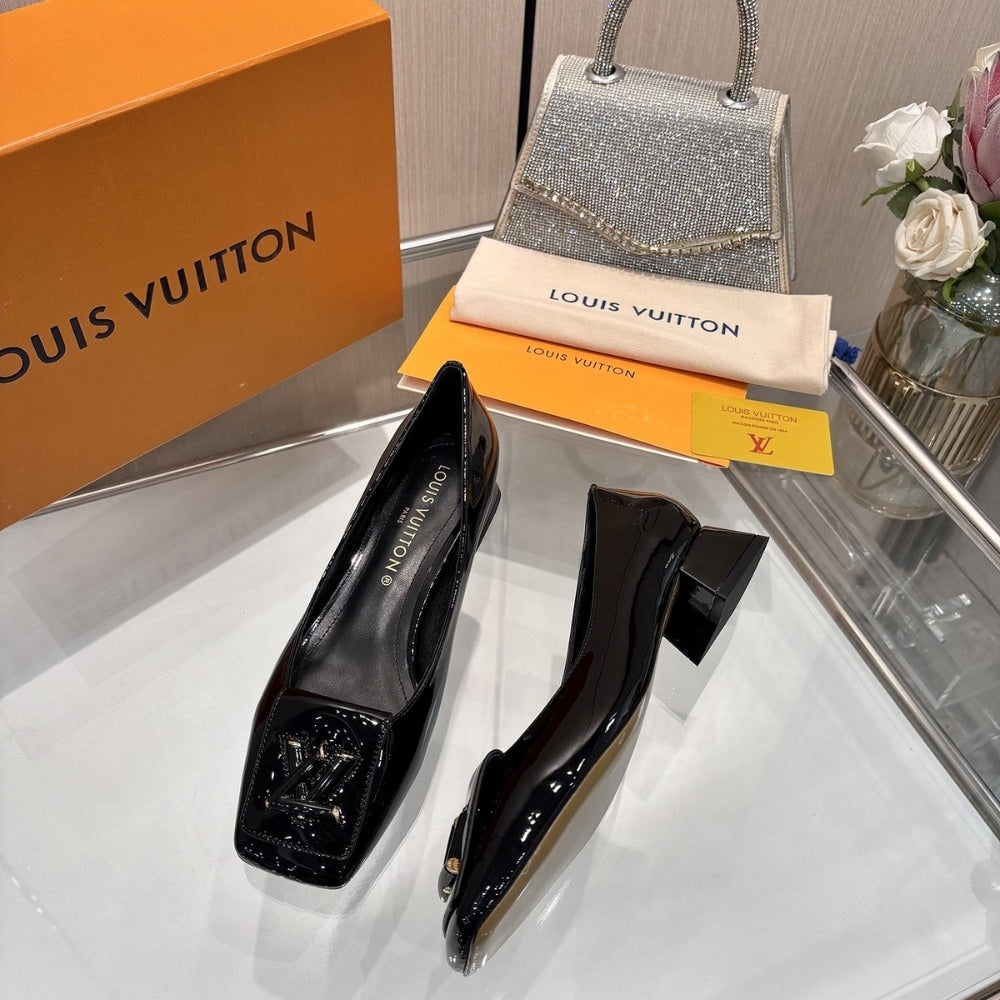 LOUIS VUITTON SHAKE PUMP BLACK