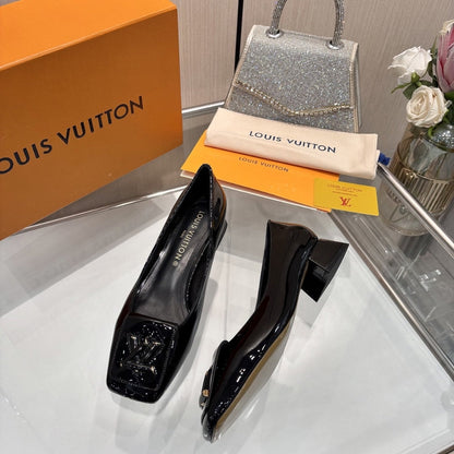 LOUIS VUITTON SHAKE PUMP BLACK