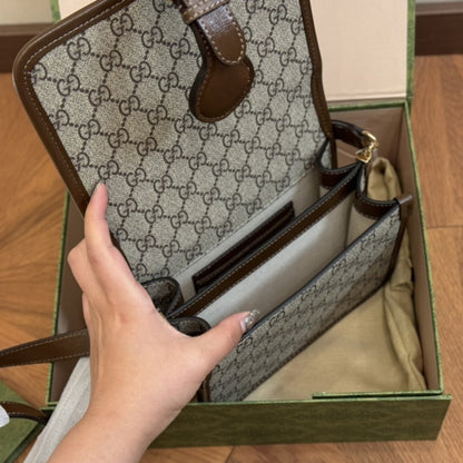 GUCCI GG SUPREME SHOULDER BAG INTERLOCKING G BROWN 20CM 671620 92TCG 8563