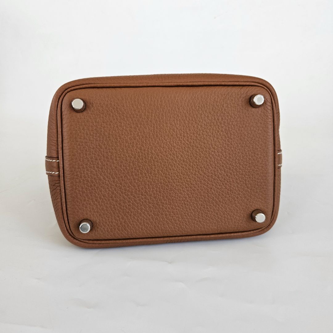 Hermès 18 Picotin Clemence Gold Bag
