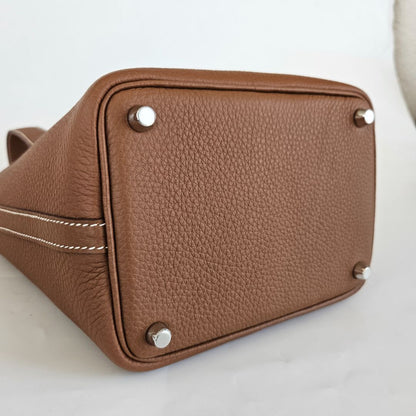 Hermès 18 Picotin Clemence Gold Bag