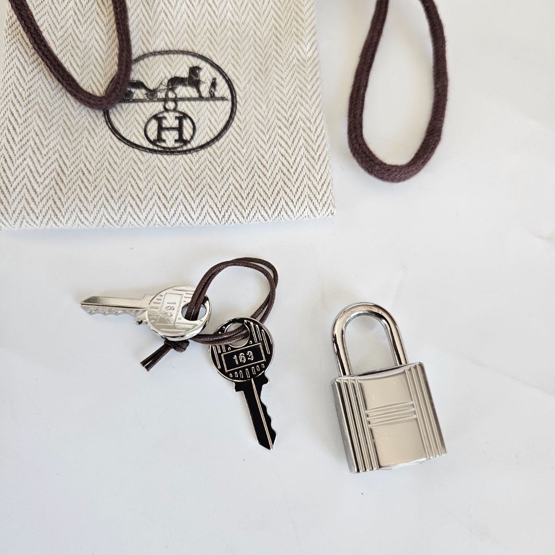 Hermès 18 Picotin Clemence Gold Bag