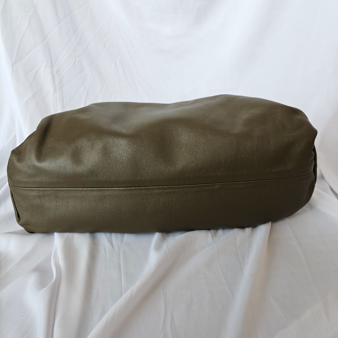 Bottega Veneta Olive Green Leather The Pouch Clutch