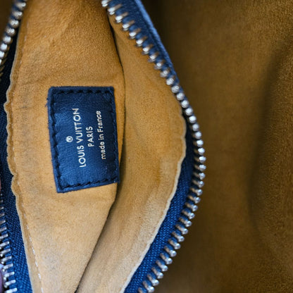 Louis Vuitton Louis Vuitton Giant Monogram Jungle Neoneo