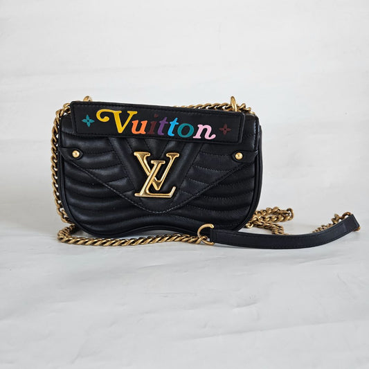Louis Vuitton Black Quilted Leather New Wave Chain MM Bag