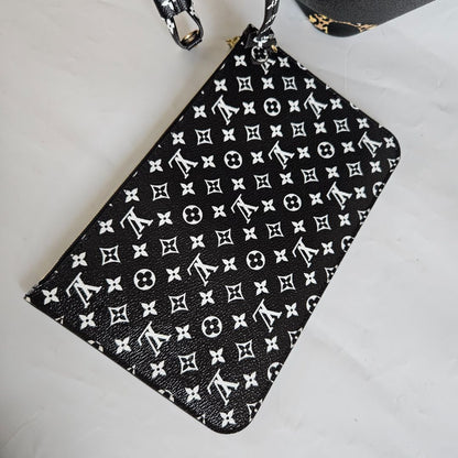 Louis Vuitton Monogram Giant Jungle Neverfull