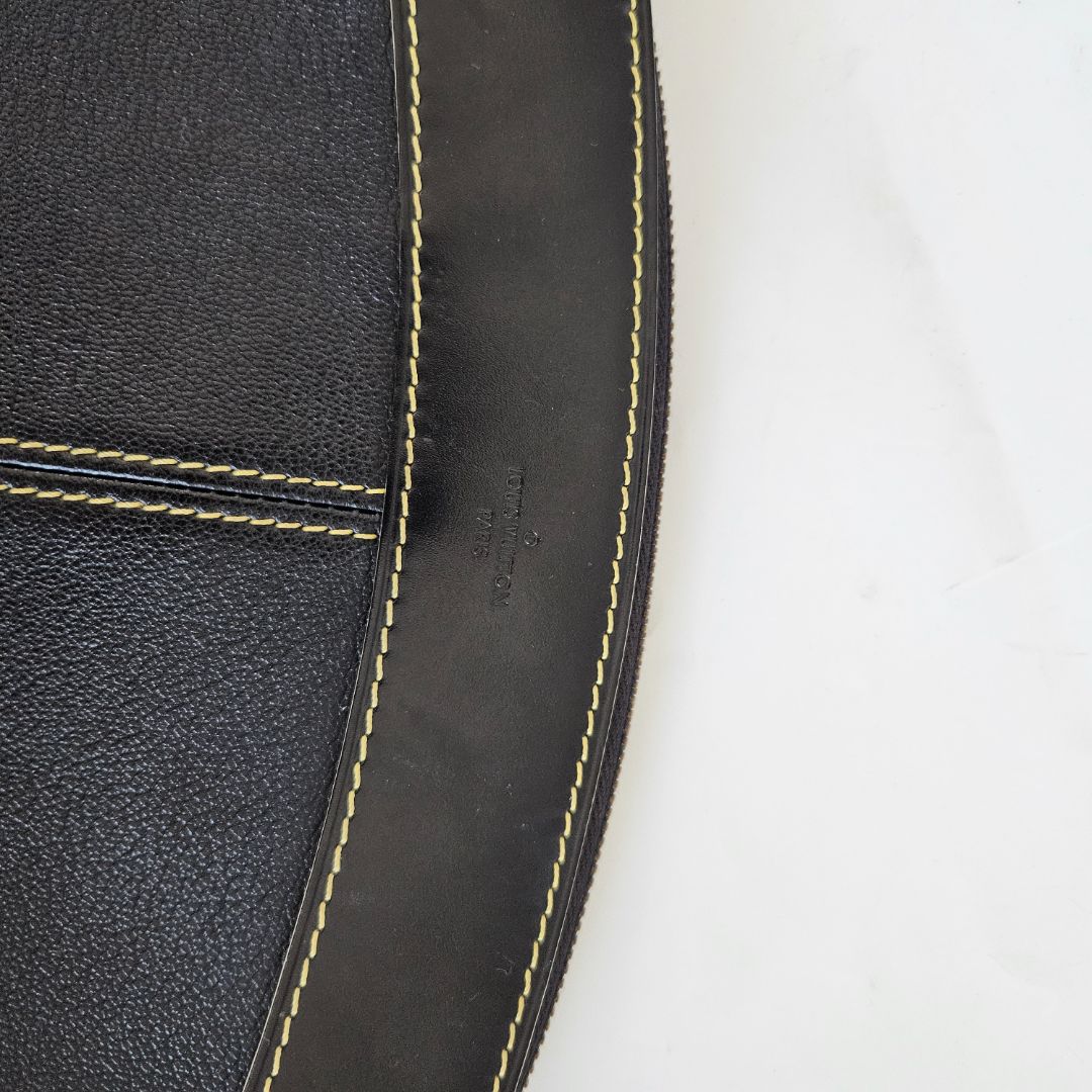 Louis Vuitton Black Suhali Lockit Clutch bag