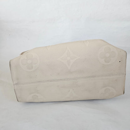 Louis Vuitton On-The-Go White GM Tote Bag