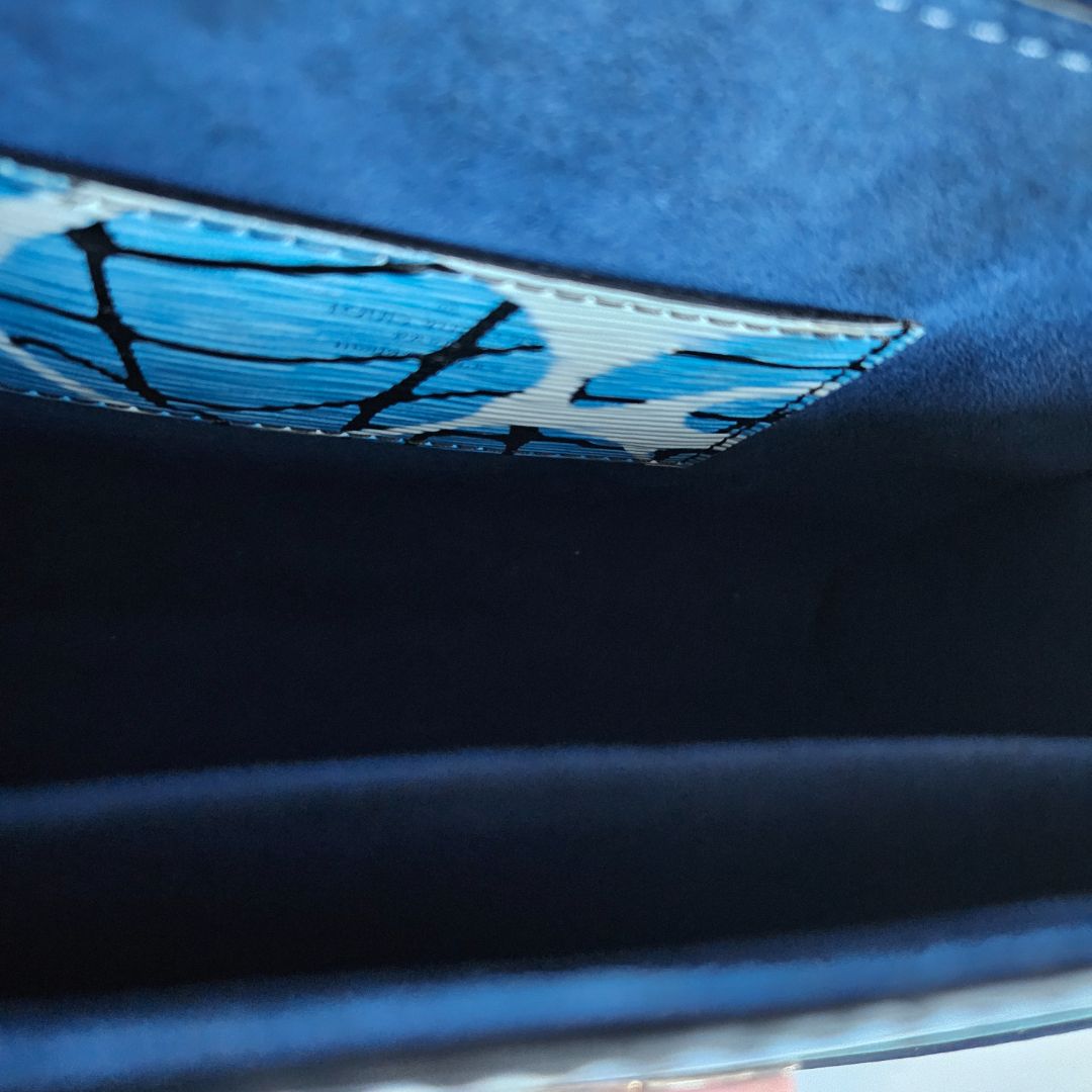 Louis Vuitton LV Twist MM EPi Aqua Pattern Blue Shoulder Bag