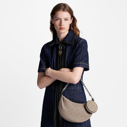 Louis Vuitton M22820 Baia PM