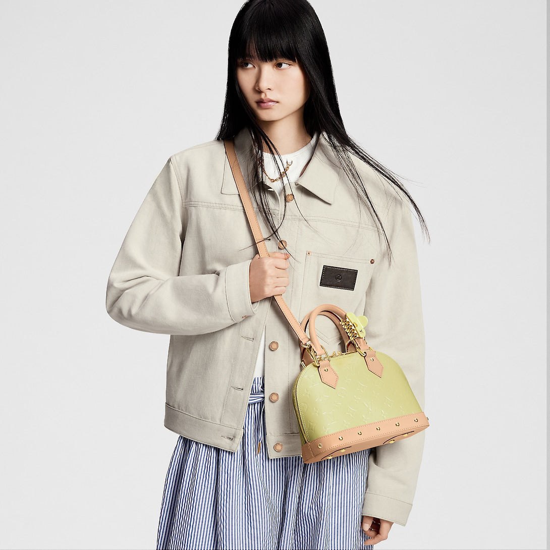 Louis Vuitton M24063 Alma BB