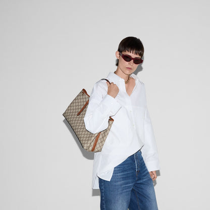 GUCCI GG Emblem medium tote bag