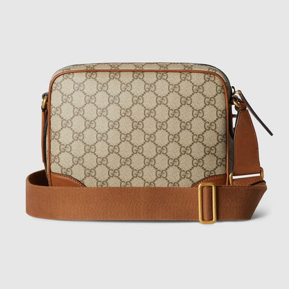 GUCCI GG Emblem medium crossbody bag