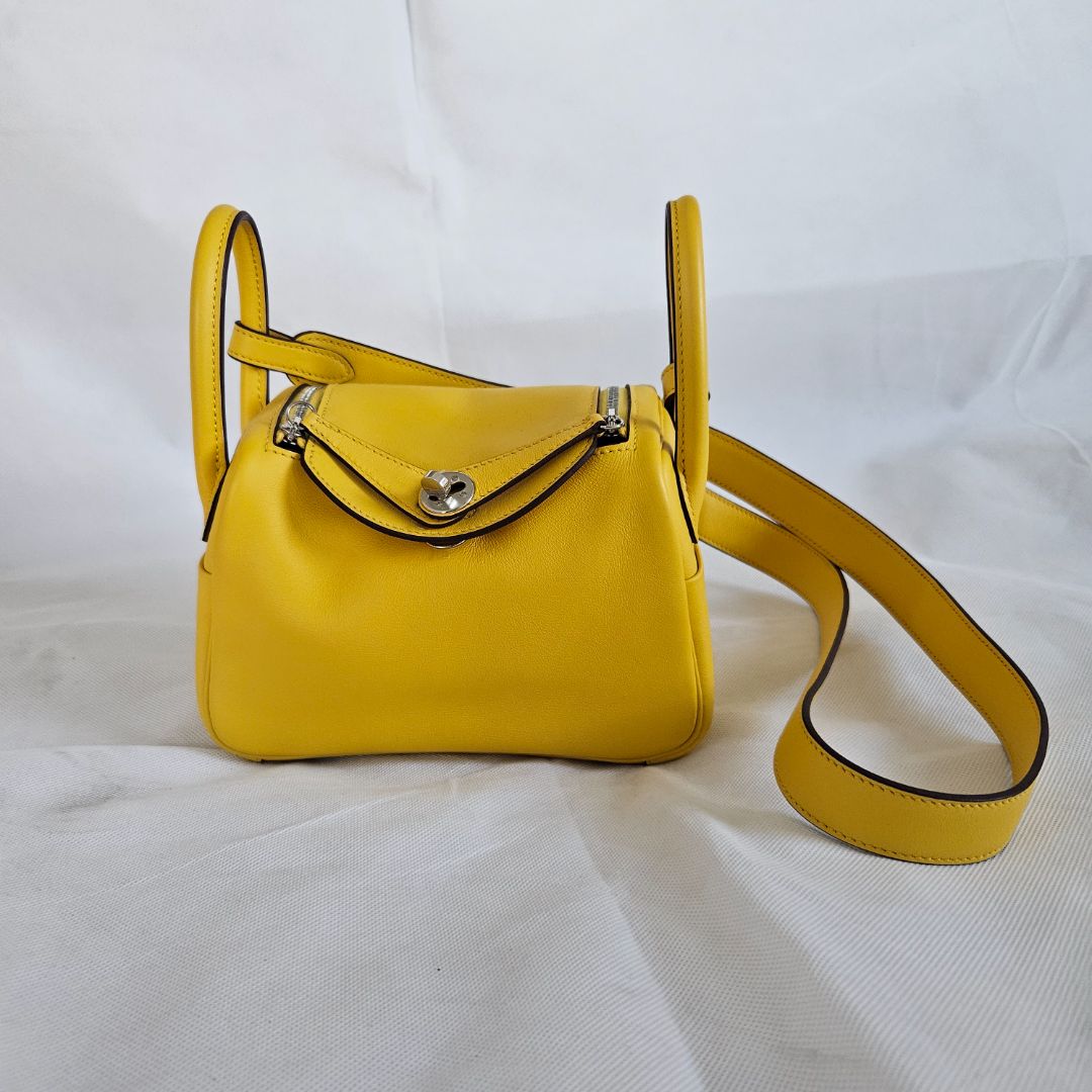 Hermès Mini Lindy Lime Yellow Swift leather bag