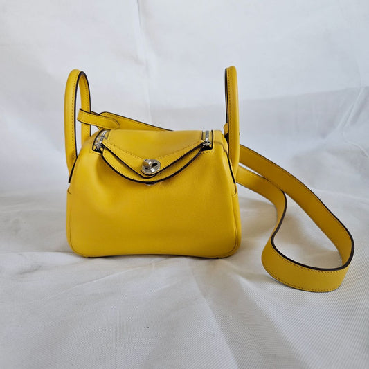 Hermès Mini Lindy Lime Yellow Swift leather bag