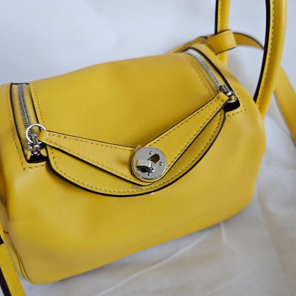 Hermès Mini Lindy Lime Yellow Swift leather bag