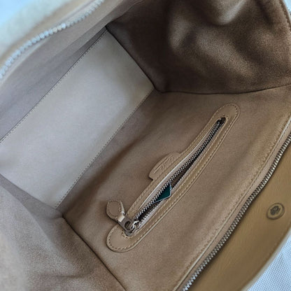 Loro Piana Happy Day Micro Leather And Cashmere And Silk-blend Fleece Tote