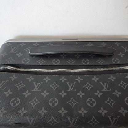Louis Vuitton Luggage Horizon 70 Monogram Eclipse