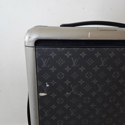 Louis Vuitton Luggage Horizon 70 Monogram Eclipse